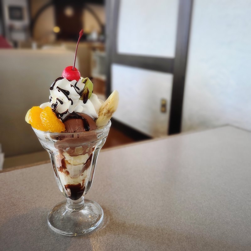 チョコレートパフェ